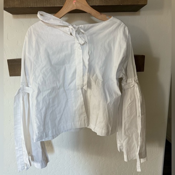 Free People|So obviously yours top, in crisp white•••Bell sleeves,bow details - Picture 5 of 16